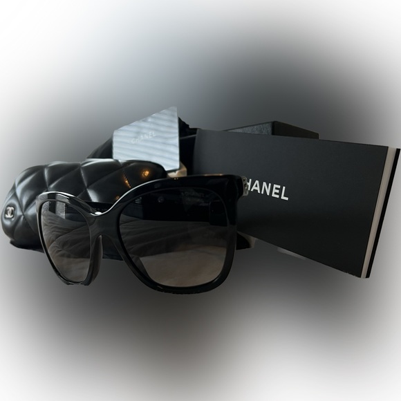 CHANEL Accessories - AUTHENTIC Chanel sunglasses